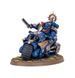 WH40k Space Marines Captain on Bike 48-113 фото 3